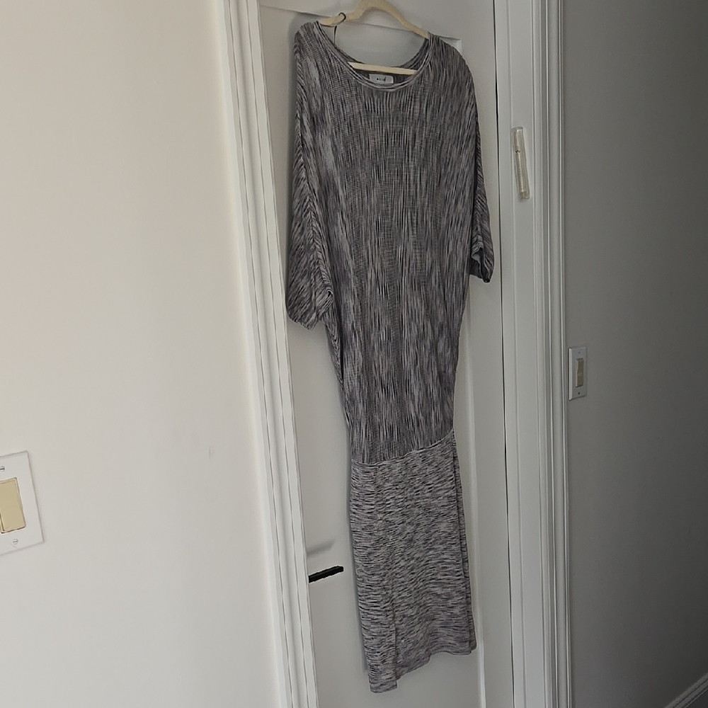 REISS Silver/Gray holdover dress, size 6